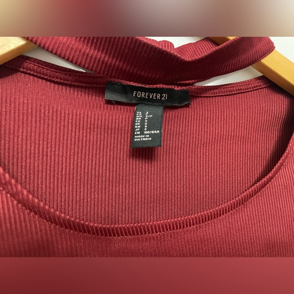 Forever 21 Sultry Red Long Sleeve Top - Picture 3 of 4